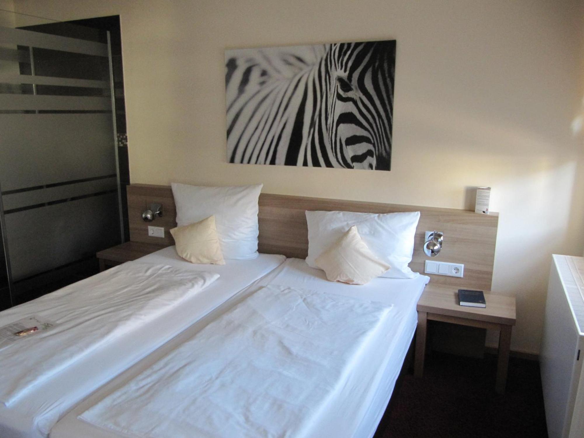Hotel Stadt Steinheim Steinheim  部屋 写真